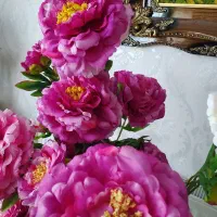 گل زیبا وبزرگ|گل مصنوعی|همدان, |دیوار