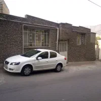 اجاره به خانم مجرد ویلایی نقلی نزدیک میدان کرج|اجارهٔ خانه و ویلا|کرج, حصار|دیوار