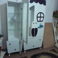 یه دست سیمونی نوزاد.