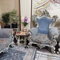 یک دست مبل 9نفره استیل همراه سه تا میز عسلی