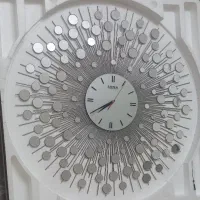 ساعت دیواری