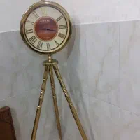 ساعت ایستاده