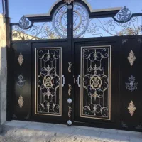 رنگ آمیزی و نقاشی صنعتی وخانگی