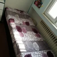 سرویس تخت خواب همراه تشک .آینه و کشوی لباس