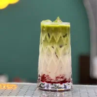 باریستا و کمک باربستا عسلویه