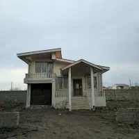 ویلا ساحلی نیم پیلوت