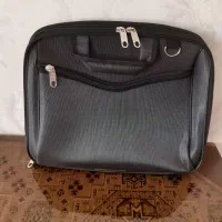 کیف دبیرستانی