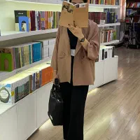 لباس اسپرت|لباس|قم, صفائیه|دیوار