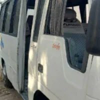 مینی بوس هیوندا ۸۸ جهت سرویس ودربستی