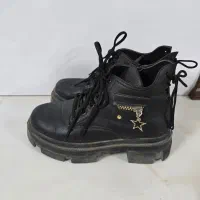 نیم بوت درحد نو سایز37