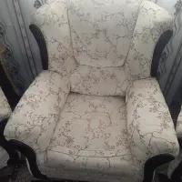 یک دست مبل ۹نفره راحتی همراه با میز به صورت توافقی|مبلمان خانگی و میز عسلی|تهران, شهرک رضویه|دیوار