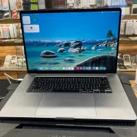 مکبوک پرو ۱۶ اینچ با ۳۲ گیگ رم  corei9 و گرافیک ۴