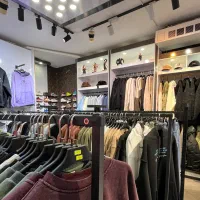 فروشنده نیمه وقت ۱۲ تا ۱۸