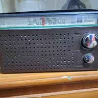 رادیوهای عتیقه ژاپنی با گیرندگی بالا|کلکسیون اشیاء عتیقه|ملکآباد, |دیوار