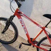 یک عدد دوچرخه سایز۲۶ کم کار تمیز حرفه‌ای مارک ویوا|دوچرخه، اسکیت، اسکوتر|تربت جام, جامی|دیوار