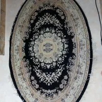 فرش بیضی