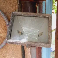 پرژکتور|لامپ و چراغ|خرمشهر, |دیوار