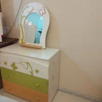 تخت و دراور چوبی کودک|تخت و صندلی بچه|مشهد, دانشجو|دیوار