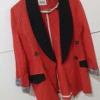 کت زنانه در حد نو|لباس|قم, باغ شریفی|دیوار