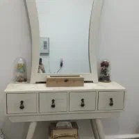 دوتا میز آرایش شیک