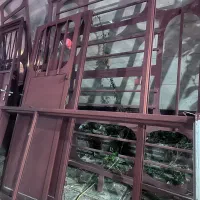 درب و پنجره های آهنی سایزهای مختلف