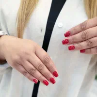 خدمات ناخن وبافت مو