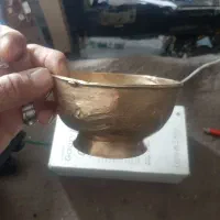 کاسه عتیقه و قاشق