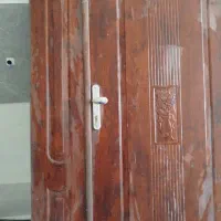 درب ورودی اپارتمان