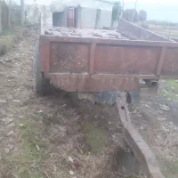 تریلی پشت تراکتوری