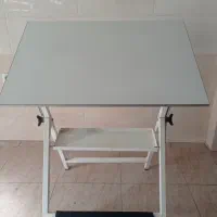 میز نقشه کشی معماری