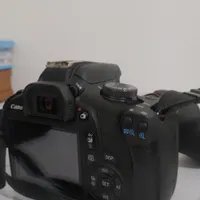دوربین canon2000d|دوربین عکاسی و فیلم‌برداری|بیرجند, |دیوار