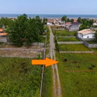 زمین-ساحلی-دوقطعه-178-و-232-متری-آماده-ساخت