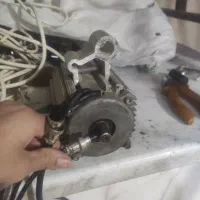 دینام چرخ  مکنتی|چرخ خیاطی و ریسندگی|قرچک, زیبا شهر|دیوار