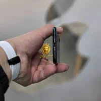 آیفون Se 2022 فابریک بشرط سلامت 128 گیگ پک اصلی|موبایل|رشت, چله خانه|دیوار