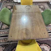 میز نهارخوری|میز و صندلی غذاخوری|صومعه‌سرا, |دیوار