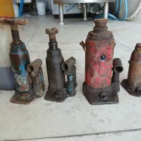 4 عدد جک روغنی|قطعات یدکی و لوازم جانبی|شیراز, کیان شهر|دیوار