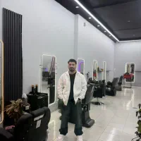 آموزش آرایشگری مردانه همراه با مدرک و مدل زنده