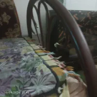 یه عدد تخت فرفوژه