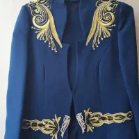 کت و دامن کوتاه