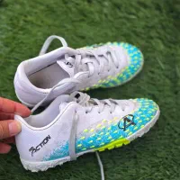 کفش فوتبالی