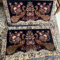 یک جفت پشتی دست باف طرح طاووس|پشتی|اصفهان, برازنده|دیوار
