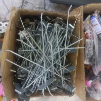 قلاب|بندرخت و رخت‌آویز|قم, ولیعصر|دیوار