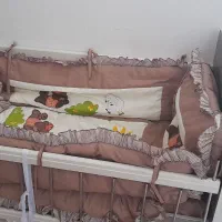 تخت کودک|تخت و صندلی بچه|هشتگرد, هشتگرد قدیم|دیوار