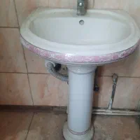 روشویی و شیر آب گرم و سرد با کلیه اتصالات|لوازم سرویس بهداشتی|اردبیل, |دیوار