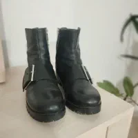 نیم بوت برند استرادیواریوس|کیف، کفش، کمربند|گرگان, |دیوار