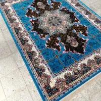 دوتا فرش ۹متری بفروش می‌رسد