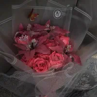 گل لیلیوم ربانی و رز ربانی