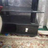 میز تلویزیون شیشه ای