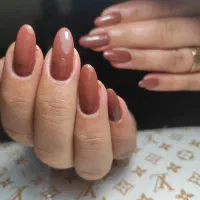 کاشت ناخن