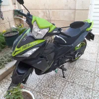 لاکی 185
